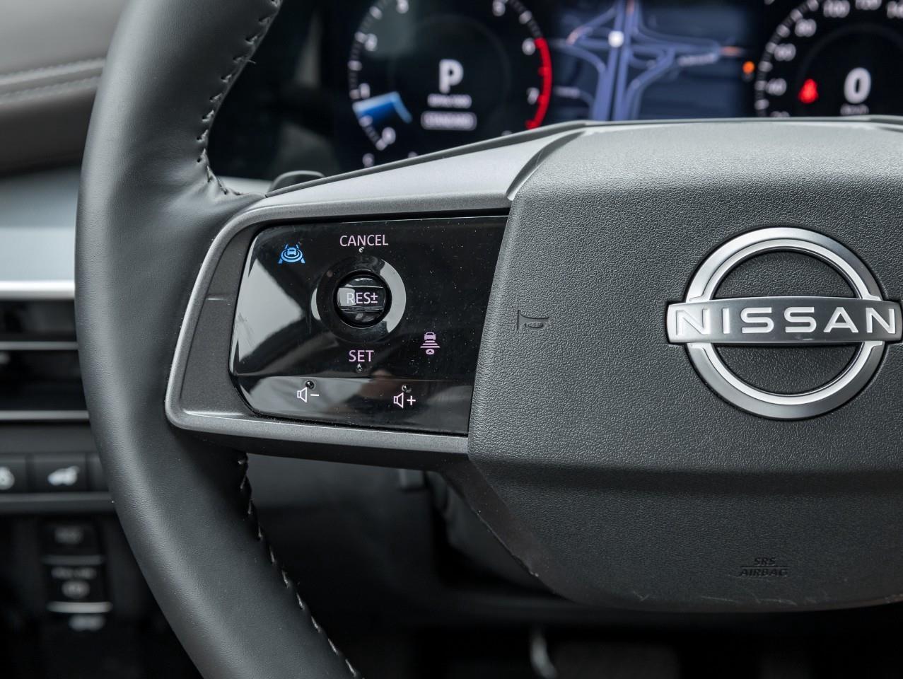 2025 Nissan Murano Platinum Photo