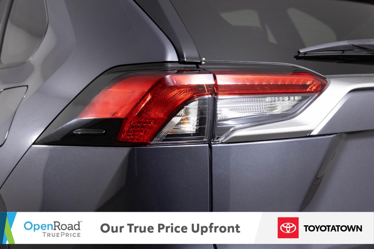 2020 Toyota RAV4 Hybrid LIMITED! LOW MILEAGE! ELIGIBLE FOR OPEN ROAD LEASI Photo
