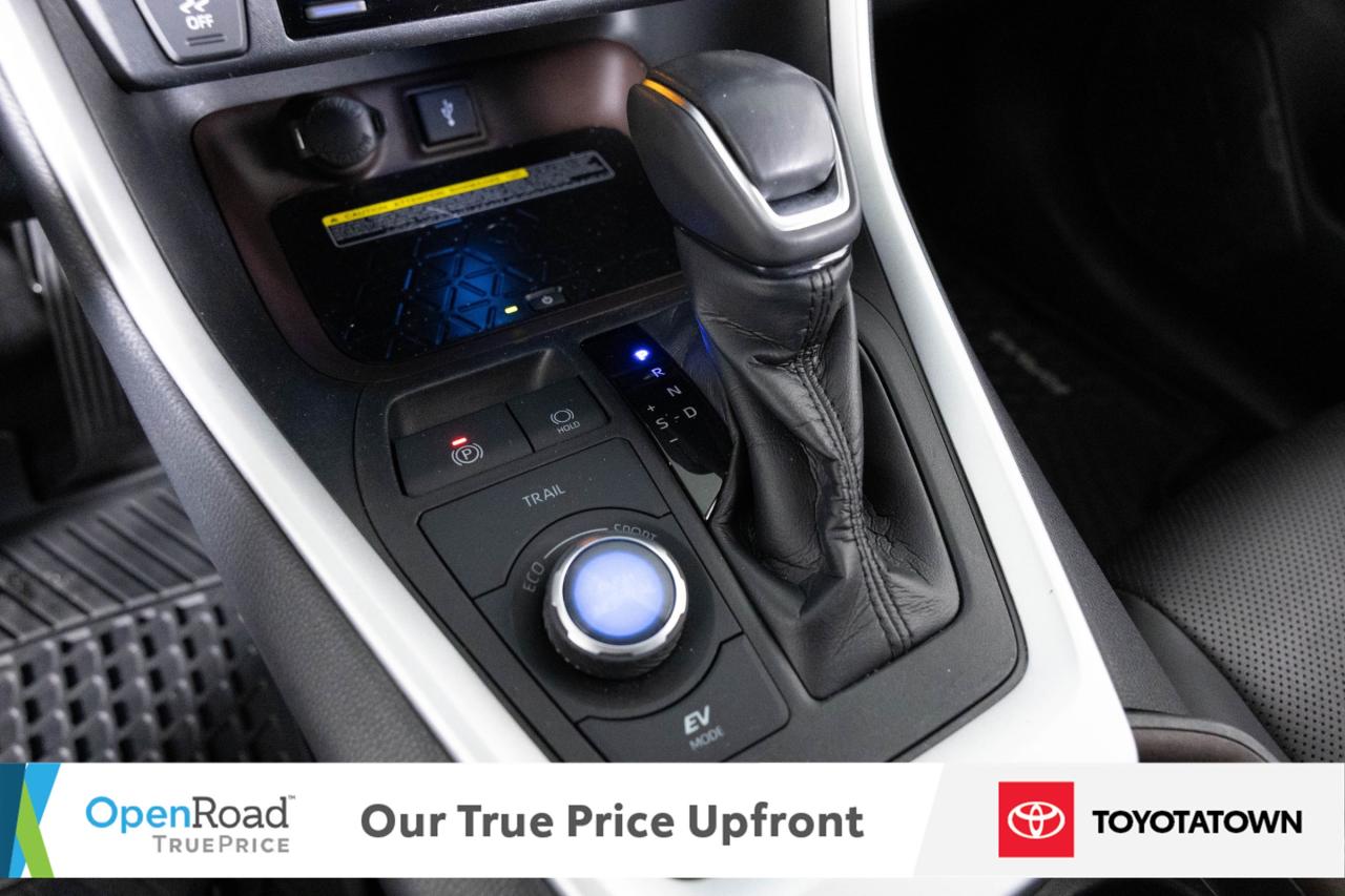 2020 Toyota RAV4 Hybrid LIMITED! LOW MILEAGE! ELIGIBLE FOR OPEN ROAD LEASI Photo