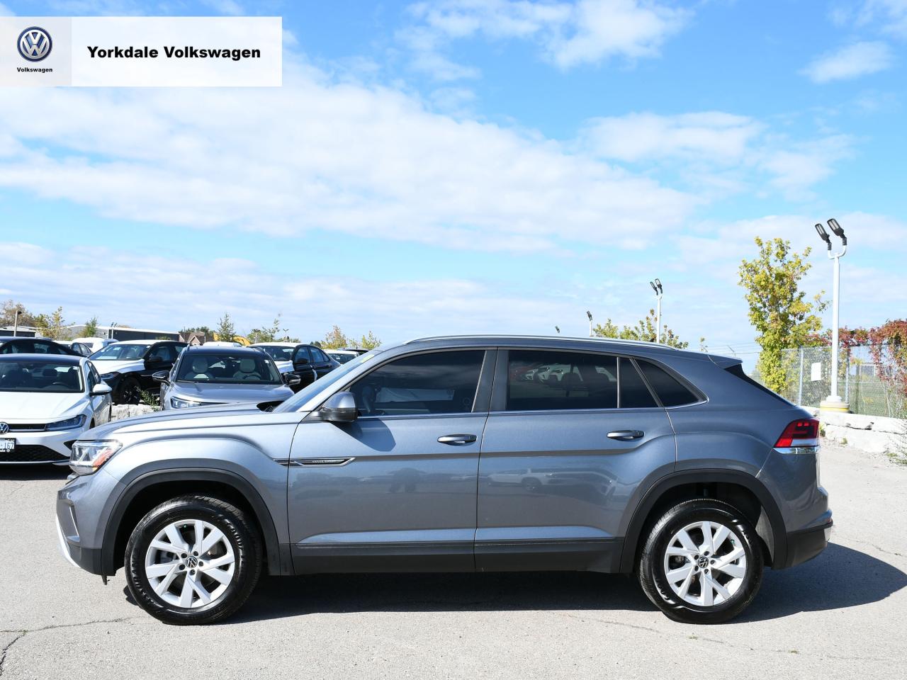 2022 Volkswagen Atlas Cross Sport  Photo