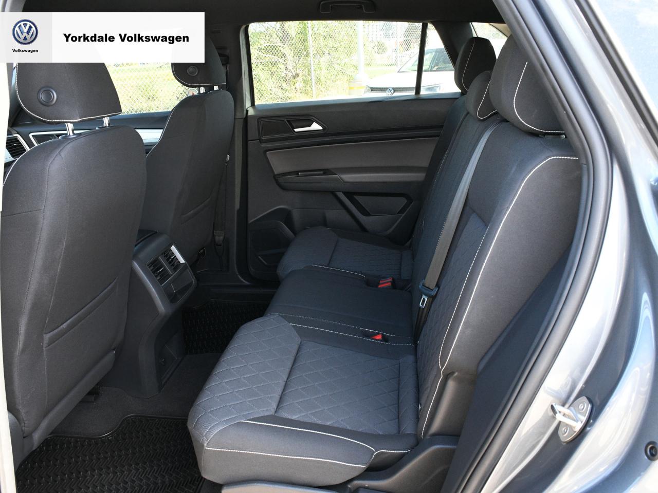 2022 Volkswagen Atlas Cross Sport  Photo