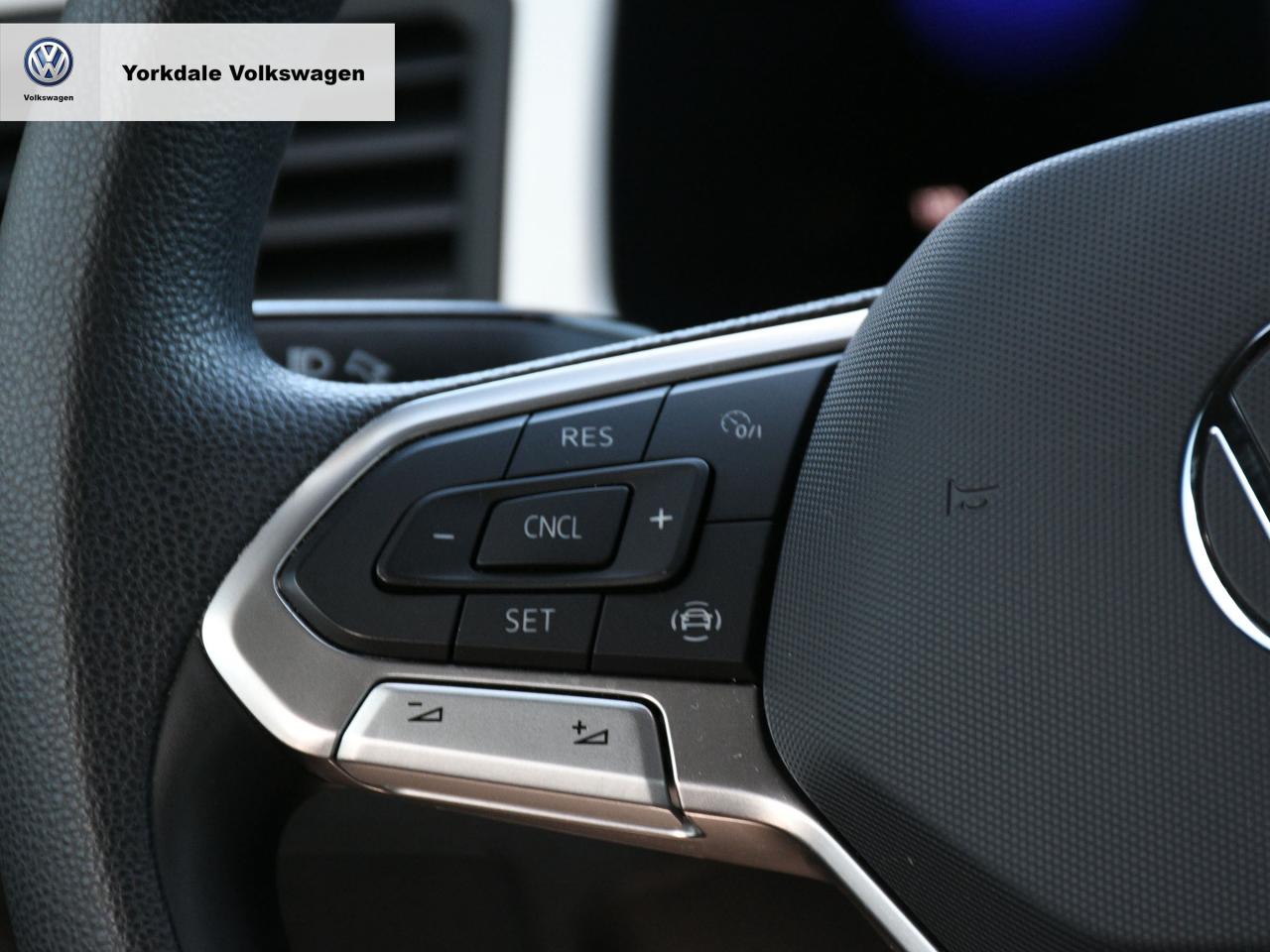 2022 Volkswagen Atlas Cross Sport  Photo