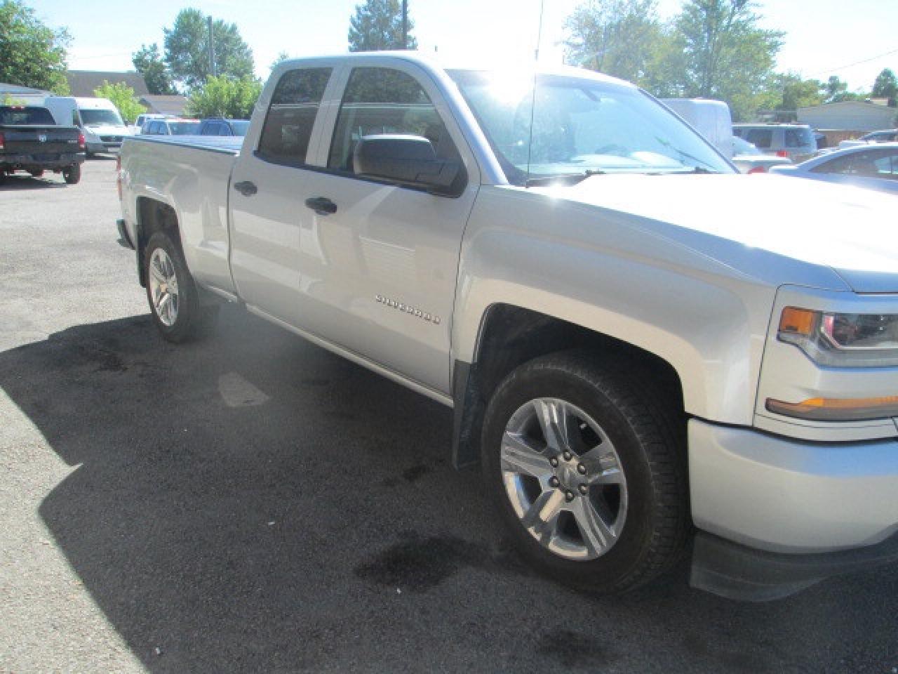 2017 Chevrolet Silverado 1500 2WD Double Cab 143.5  Custom, Bed Liner, Tonneau C Photo
