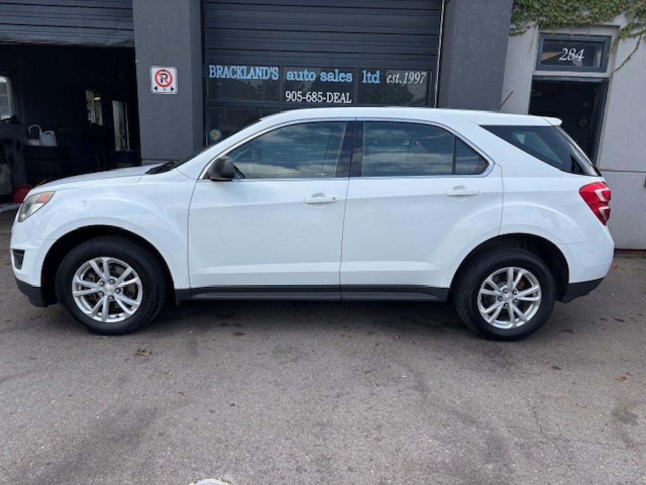 2017 Chevrolet Equinox AWD LS, COLD A/C, ALLOYS, GOOD SERVICE HISTORY!! Photo