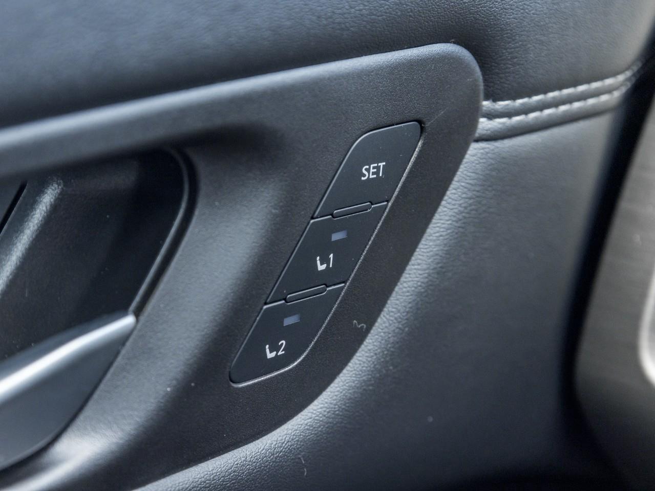 2024 Nissan Pathfinder Platinum Photo