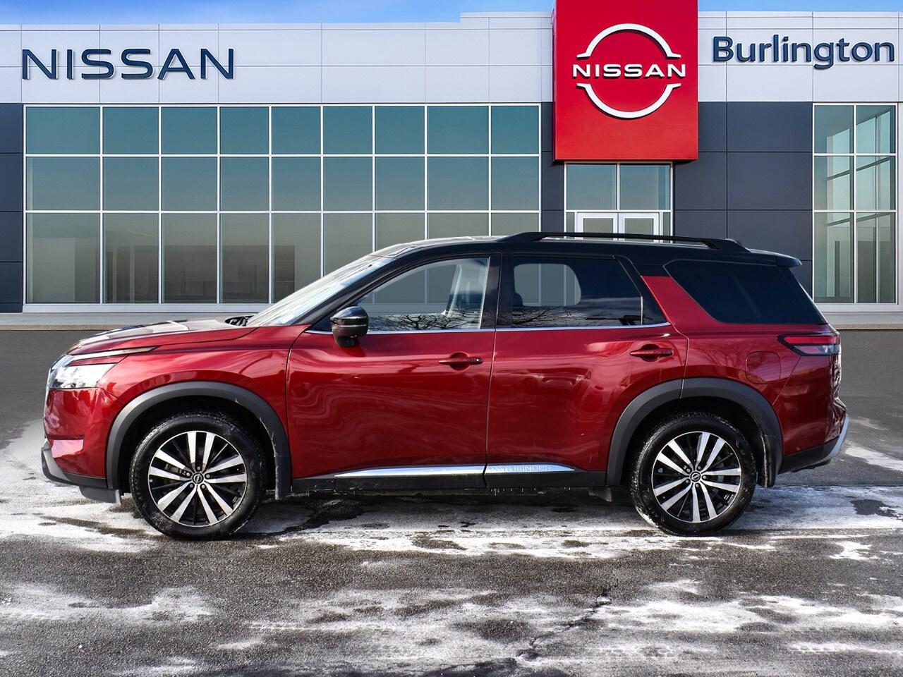 2024 Nissan Pathfinder PLATINUM, CAPTAINS CHAIRS, 2-TONE COLOUR Photo