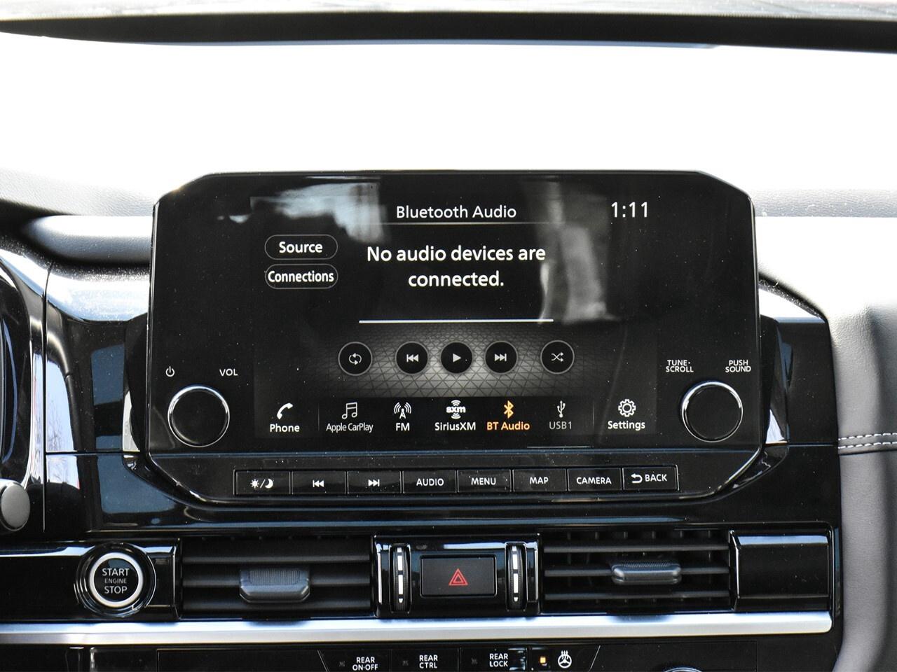 2024 Nissan Pathfinder PLATINUM, CAPTAINS CHAIRS, 2-TONE COLOUR Photo