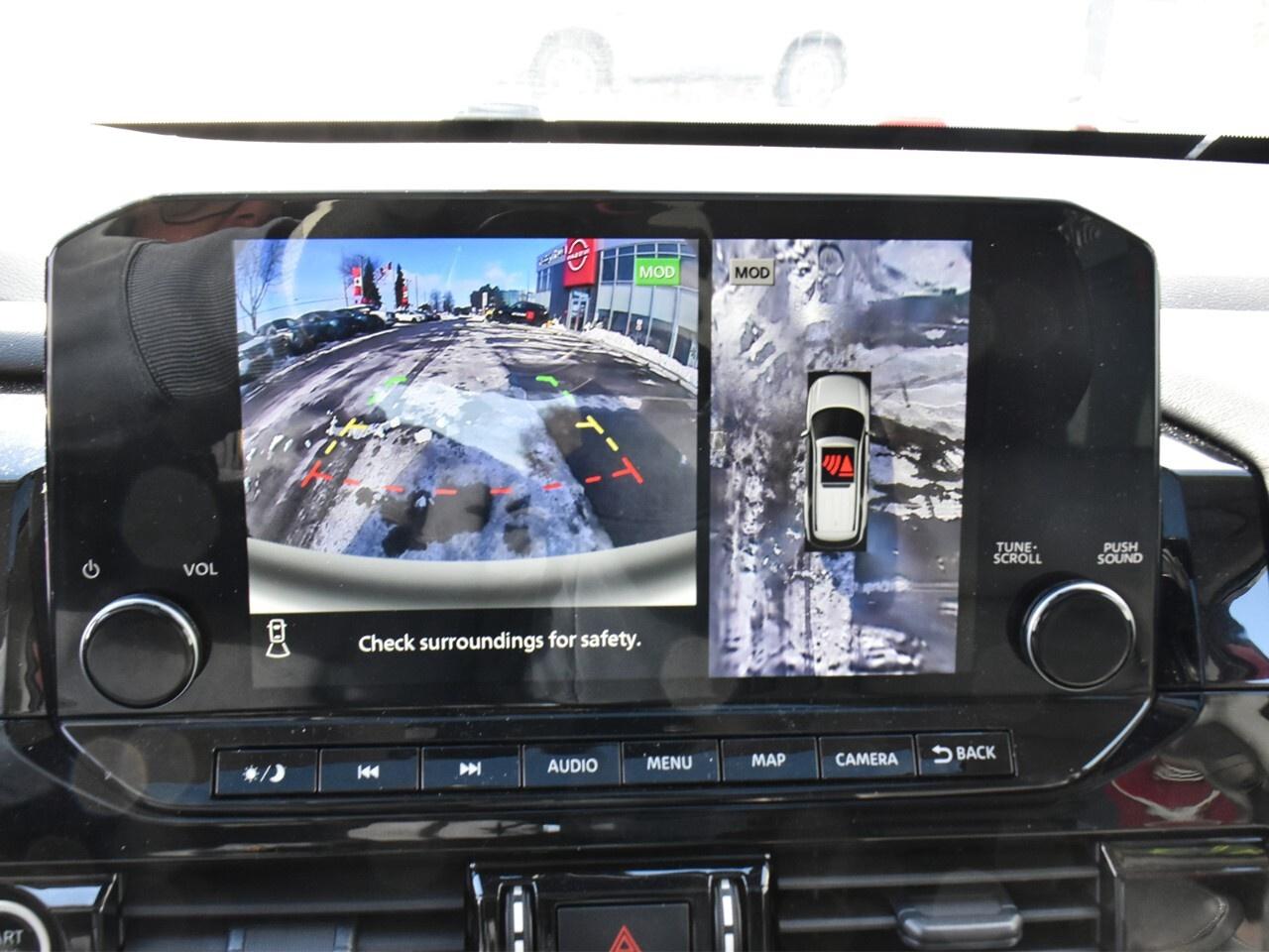 2024 Nissan Pathfinder PLATINUM, CAPTAINS CHAIRS, 2-TONE COLOUR Photo