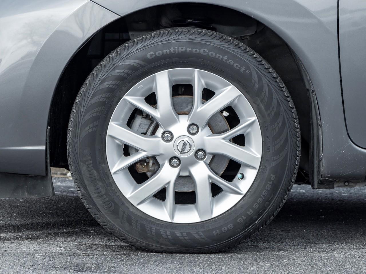 2018 Nissan Versa Note 1.6 SV Photo3