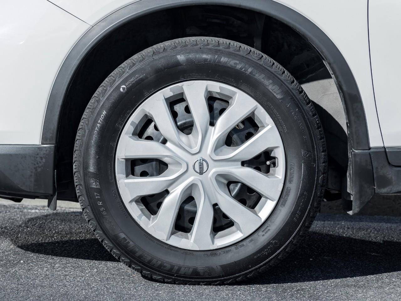 2018 Nissan Rogue S Photo