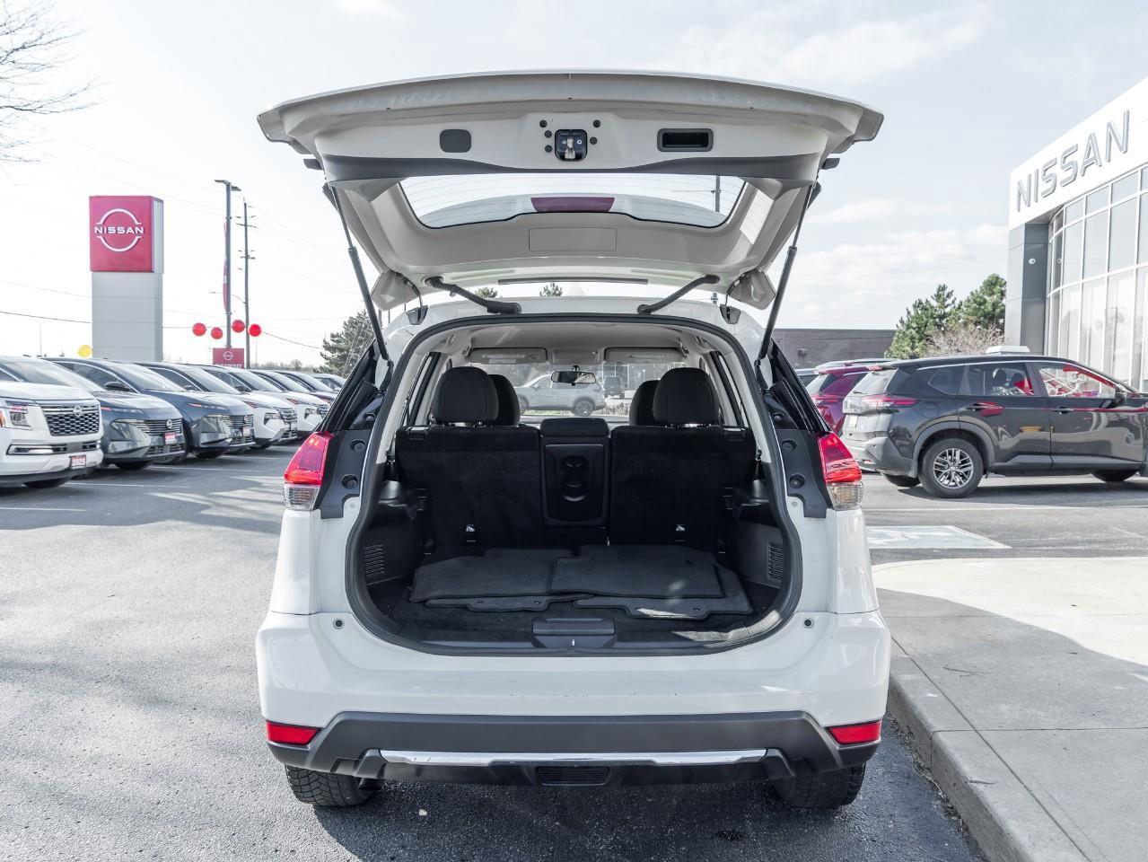 2018 Nissan Rogue S Photo