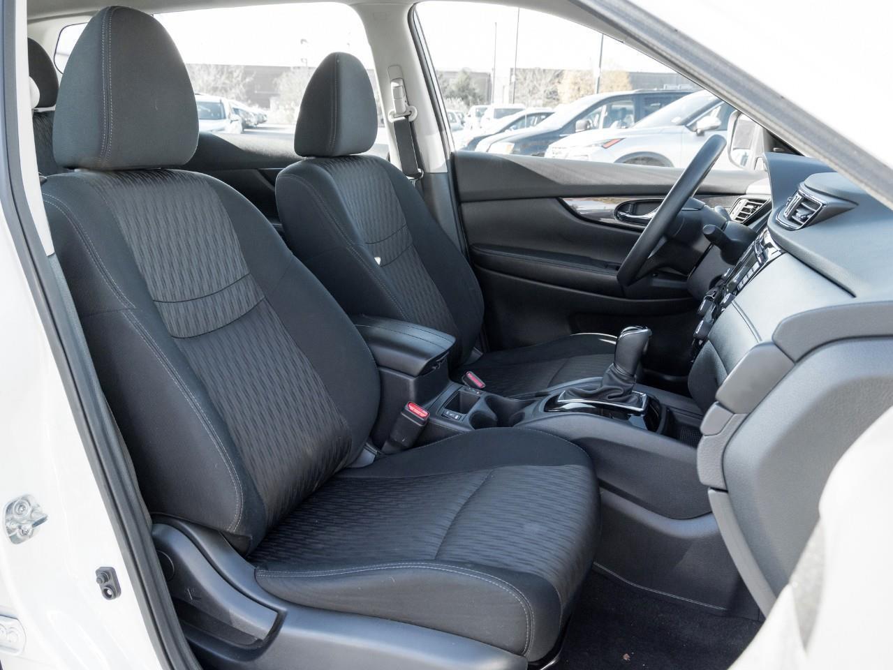 2018 Nissan Rogue S Photo