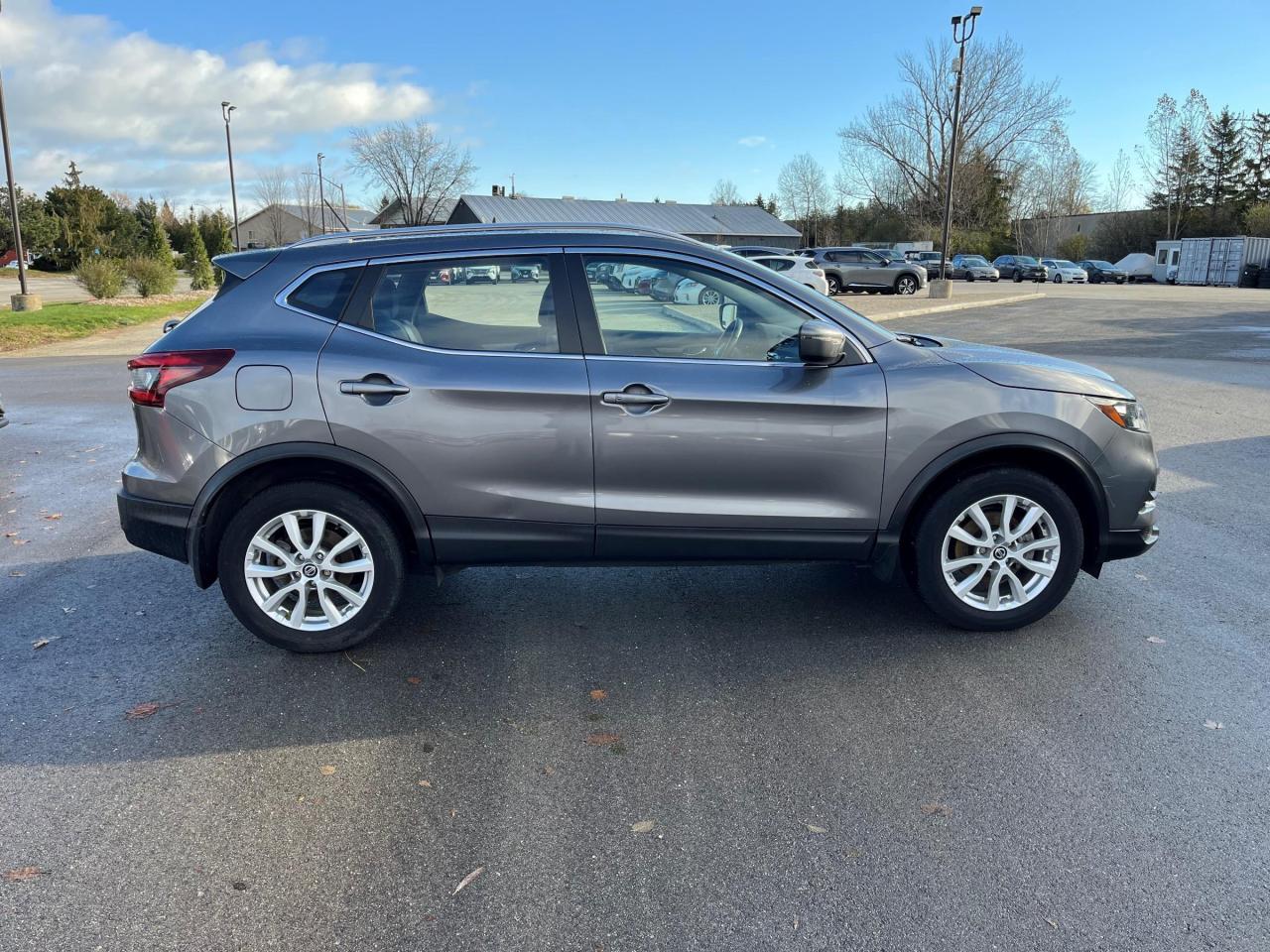 2022 Nissan Qashqai SV AWD Photo