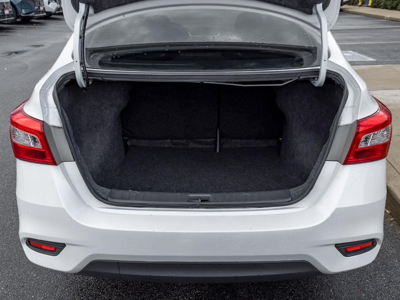 2018 Nissan Sentra 1.8 SV Photo