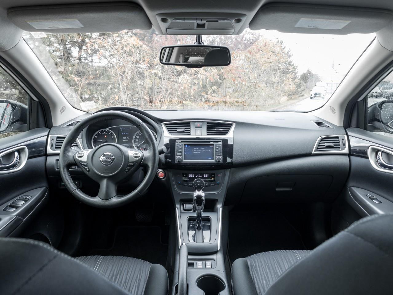 2018 Nissan Sentra 1.8 SV Photo