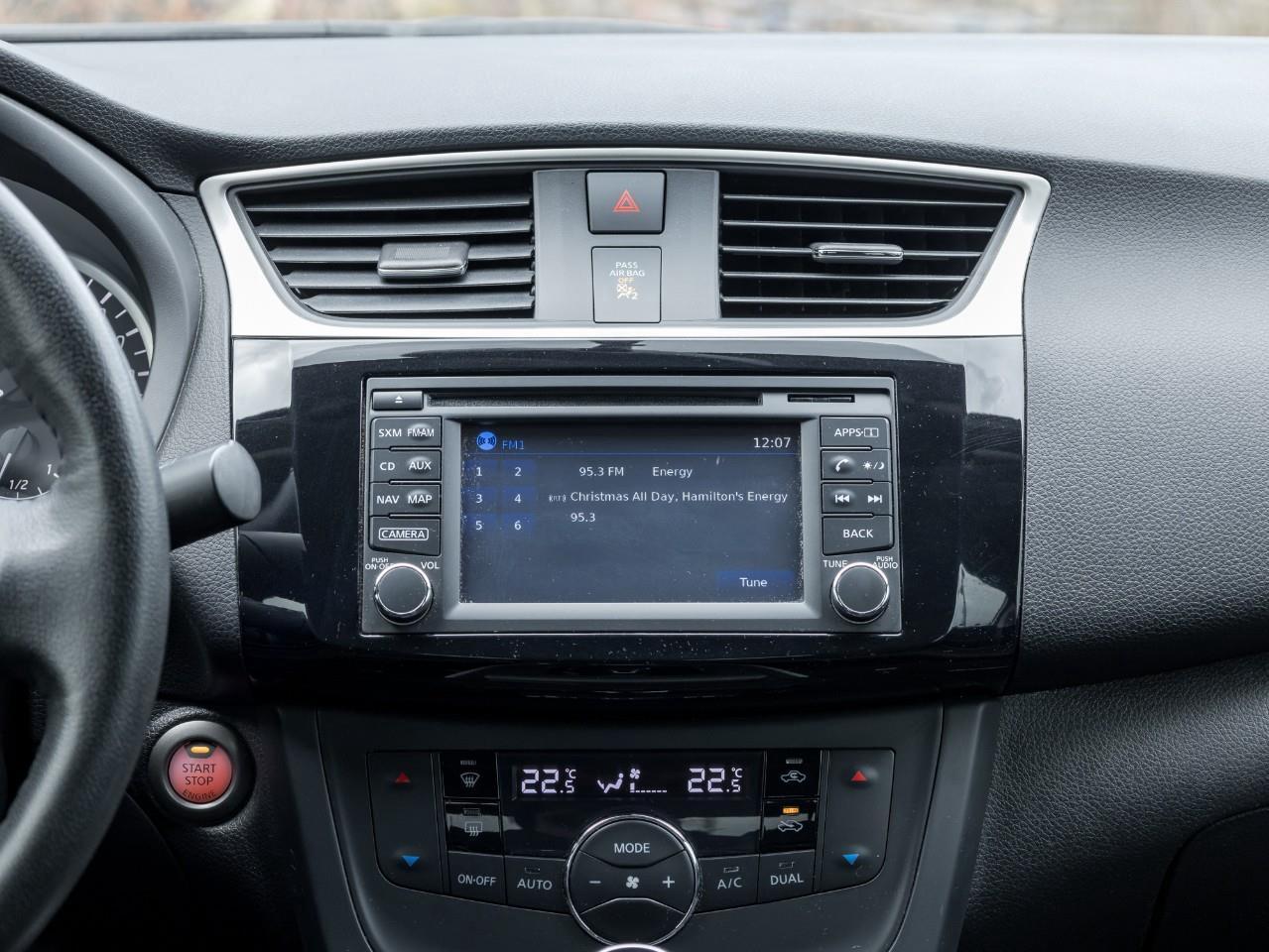 2018 Nissan Sentra 1.8 SV Photo