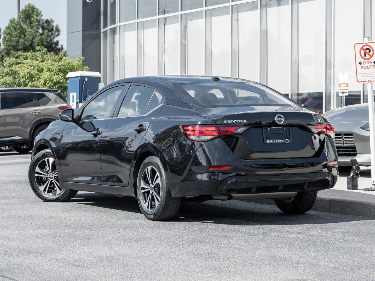 2022 Nissan Sentra SV Photo4