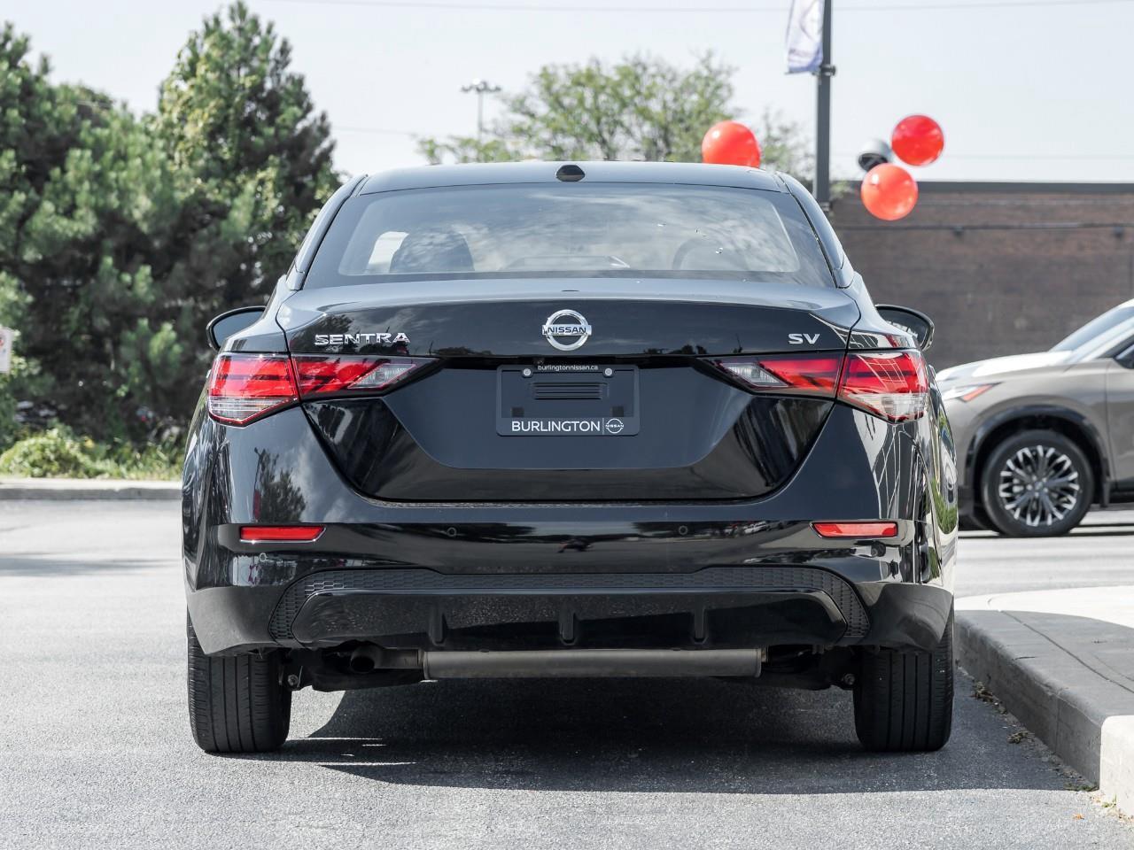 2022 Nissan Sentra SV Photo