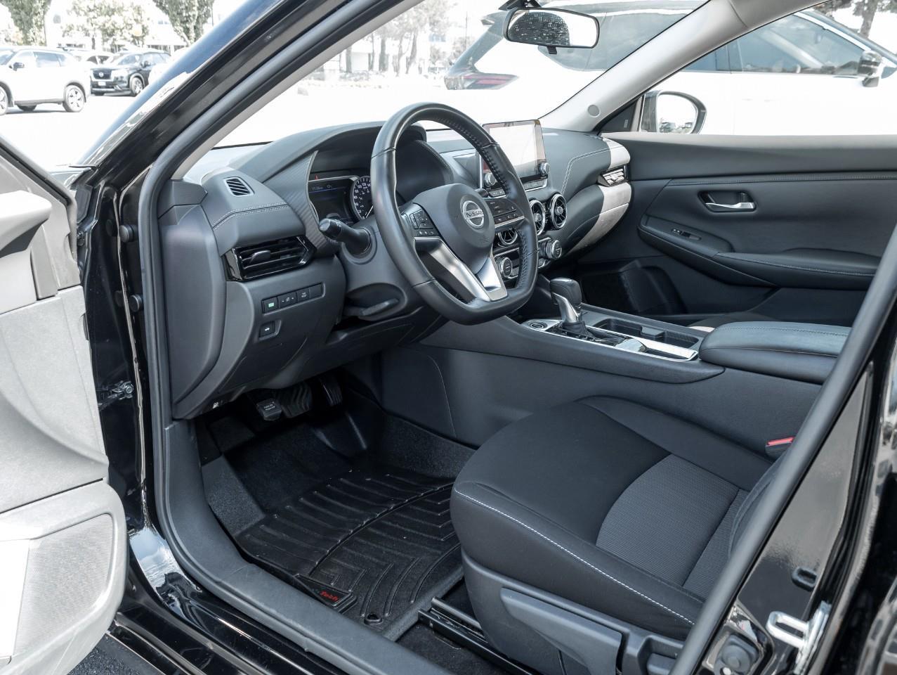 2022 Nissan Sentra SV Photo