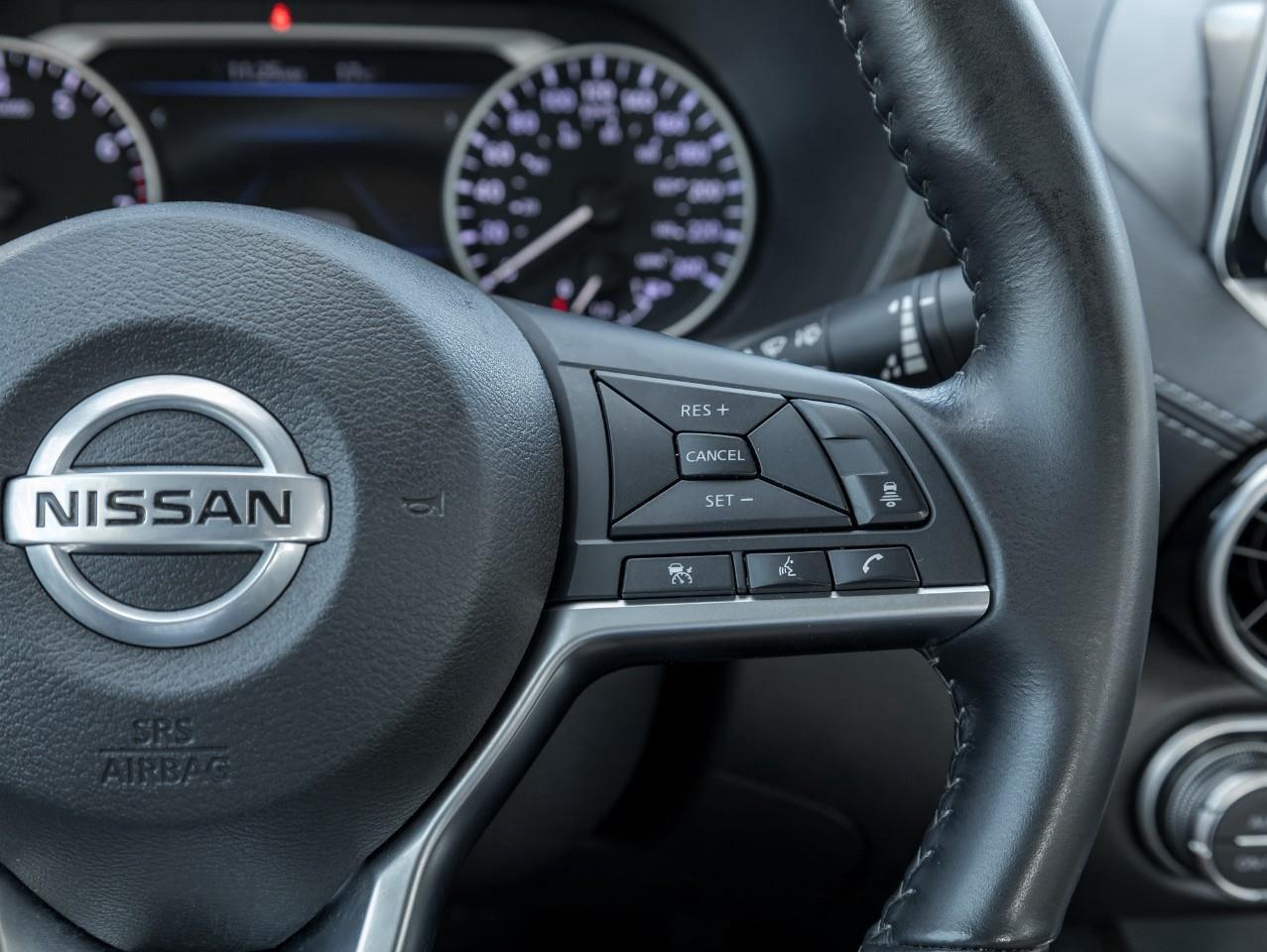 2022 Nissan Sentra SV Photo