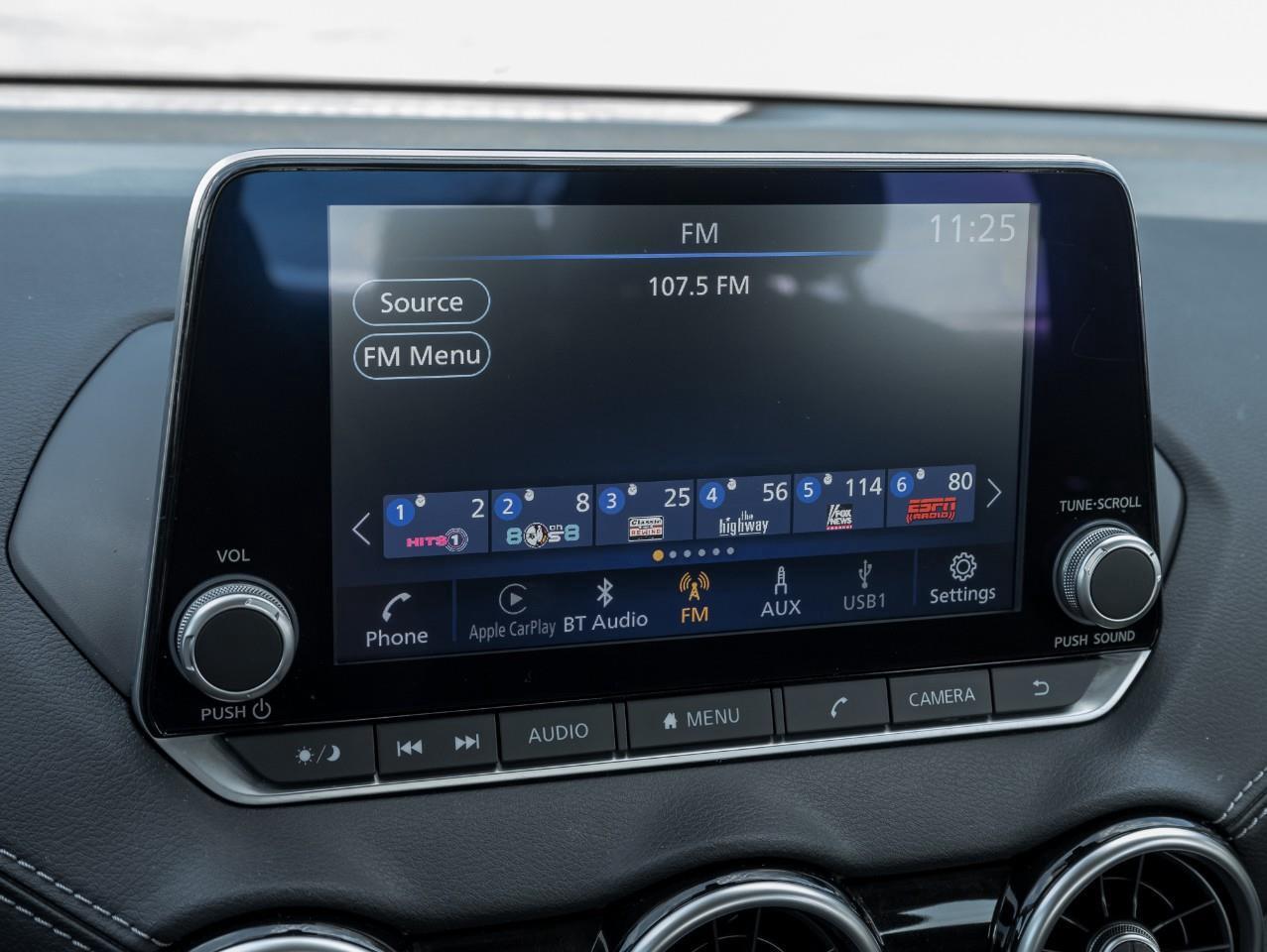 2022 Nissan Sentra SV Photo