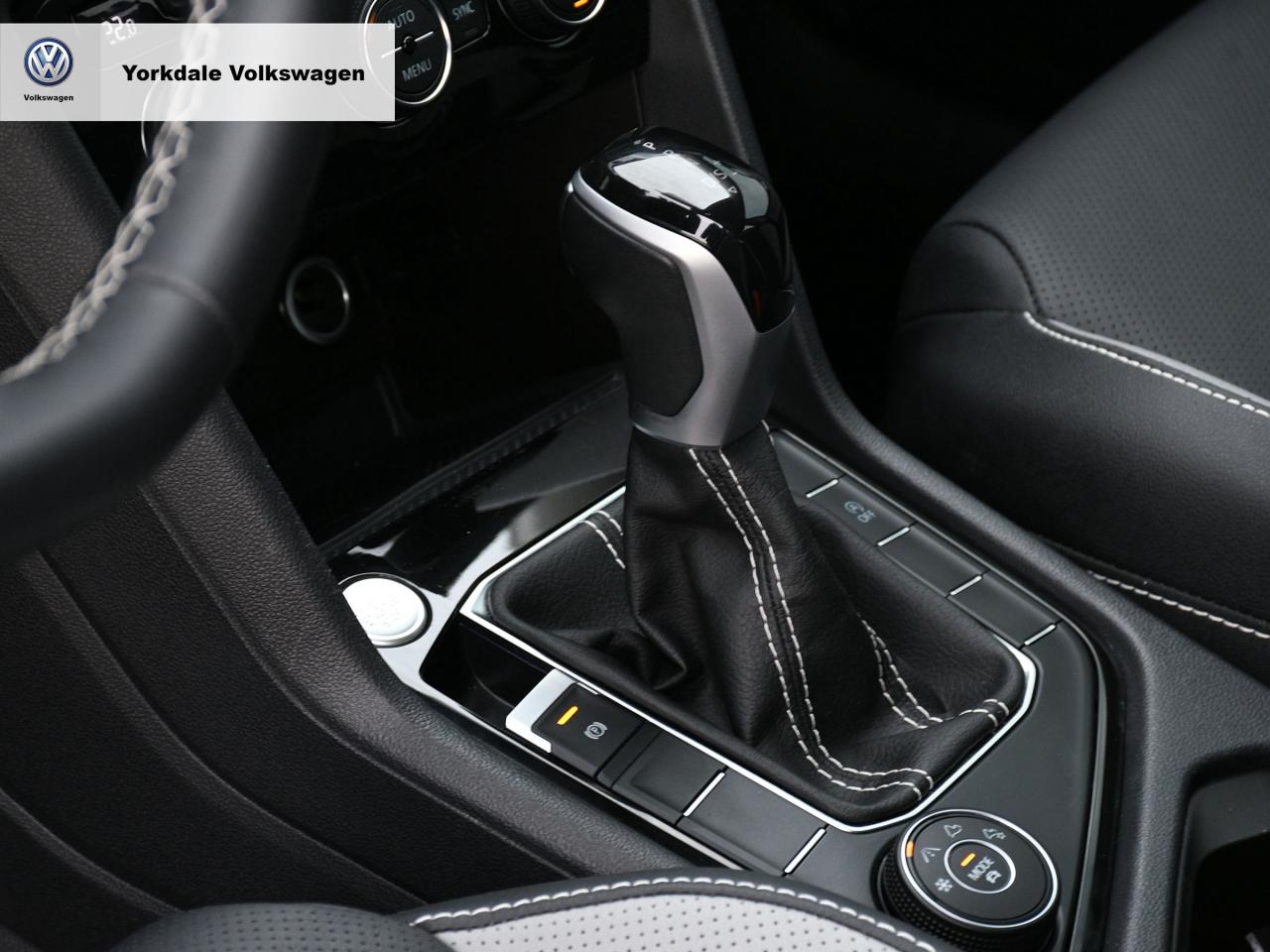 2023 Volkswagen Taos  Photo