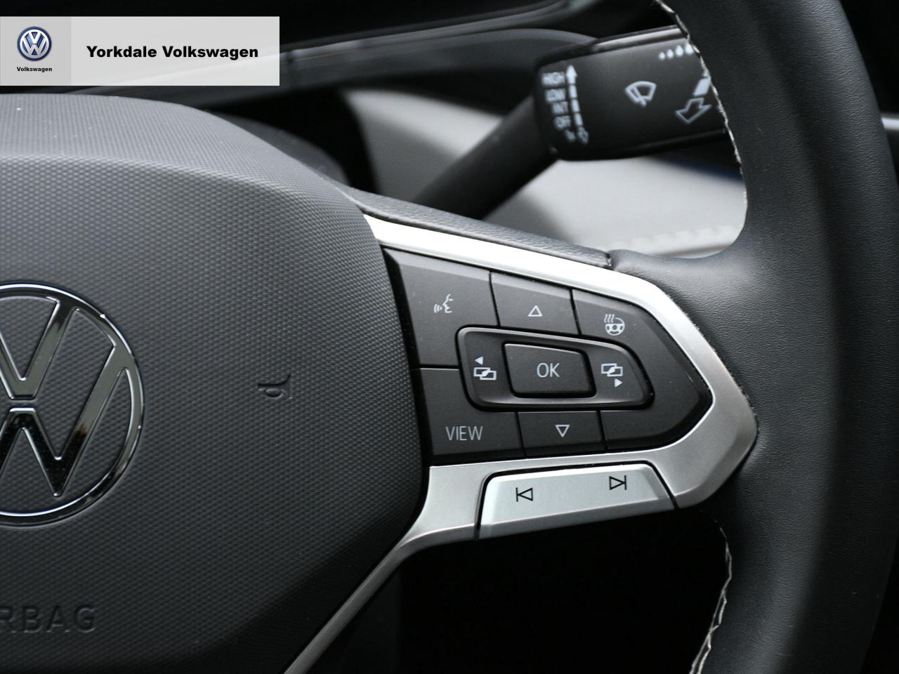 2023 Volkswagen Taos  Photo