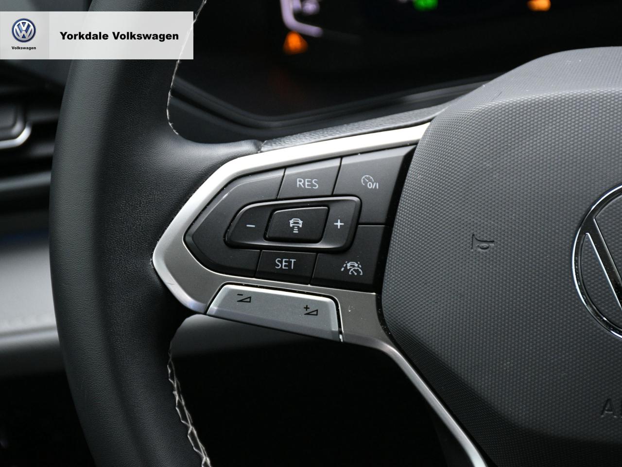 2023 Volkswagen Taos  Photo