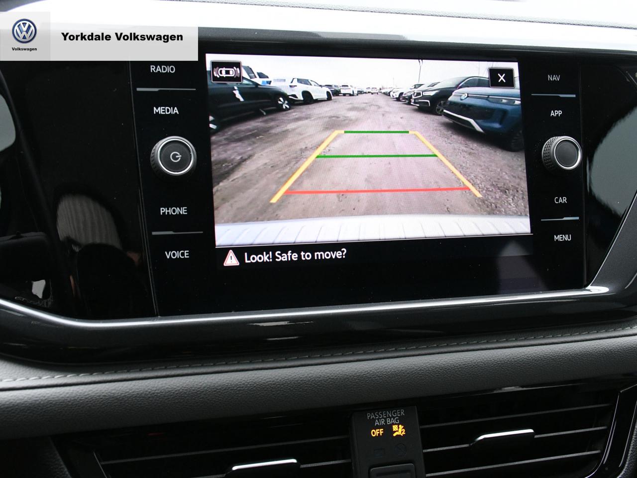 2023 Volkswagen Taos  Photo