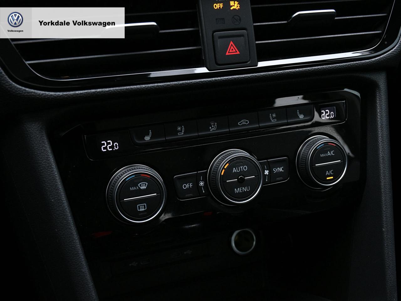 2023 Volkswagen Taos  Photo