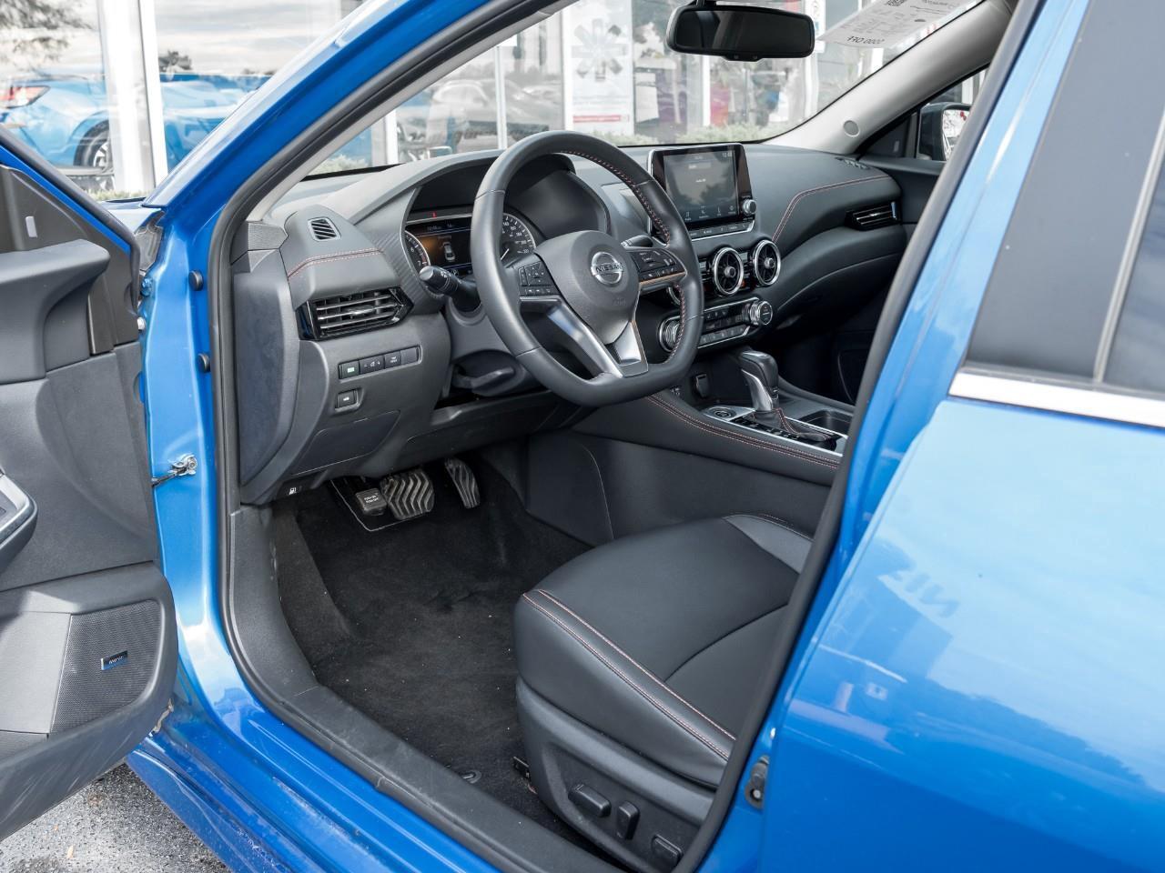 2023 Nissan Sentra SR Photo