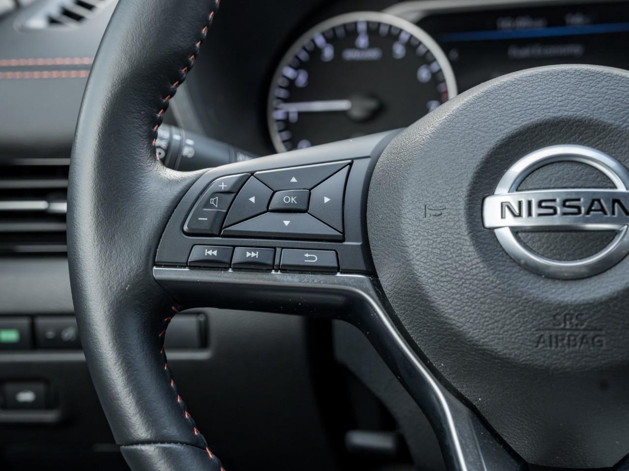 2023 Nissan Sentra SR Photo