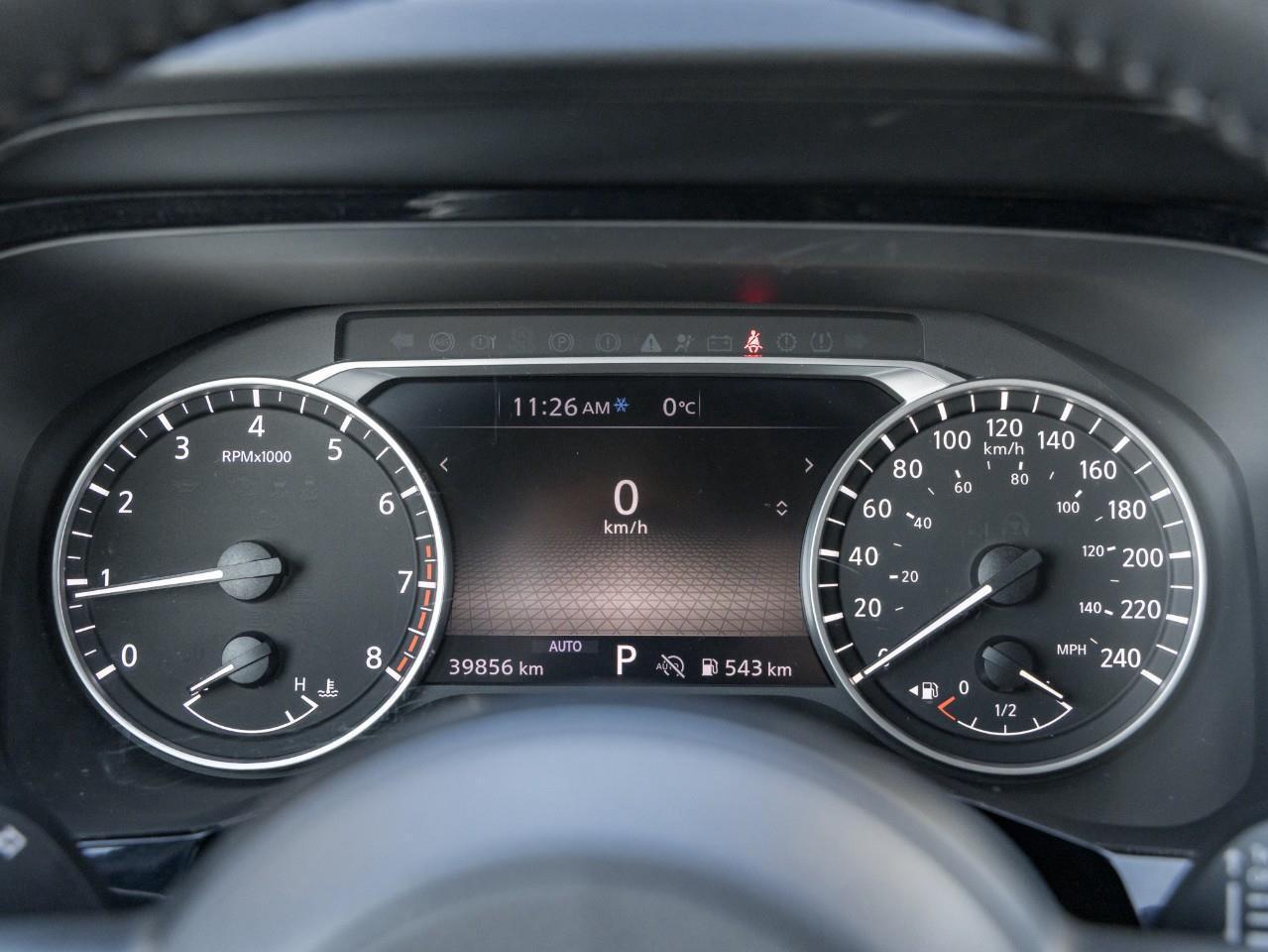 2024 Nissan Pathfinder SV Photo