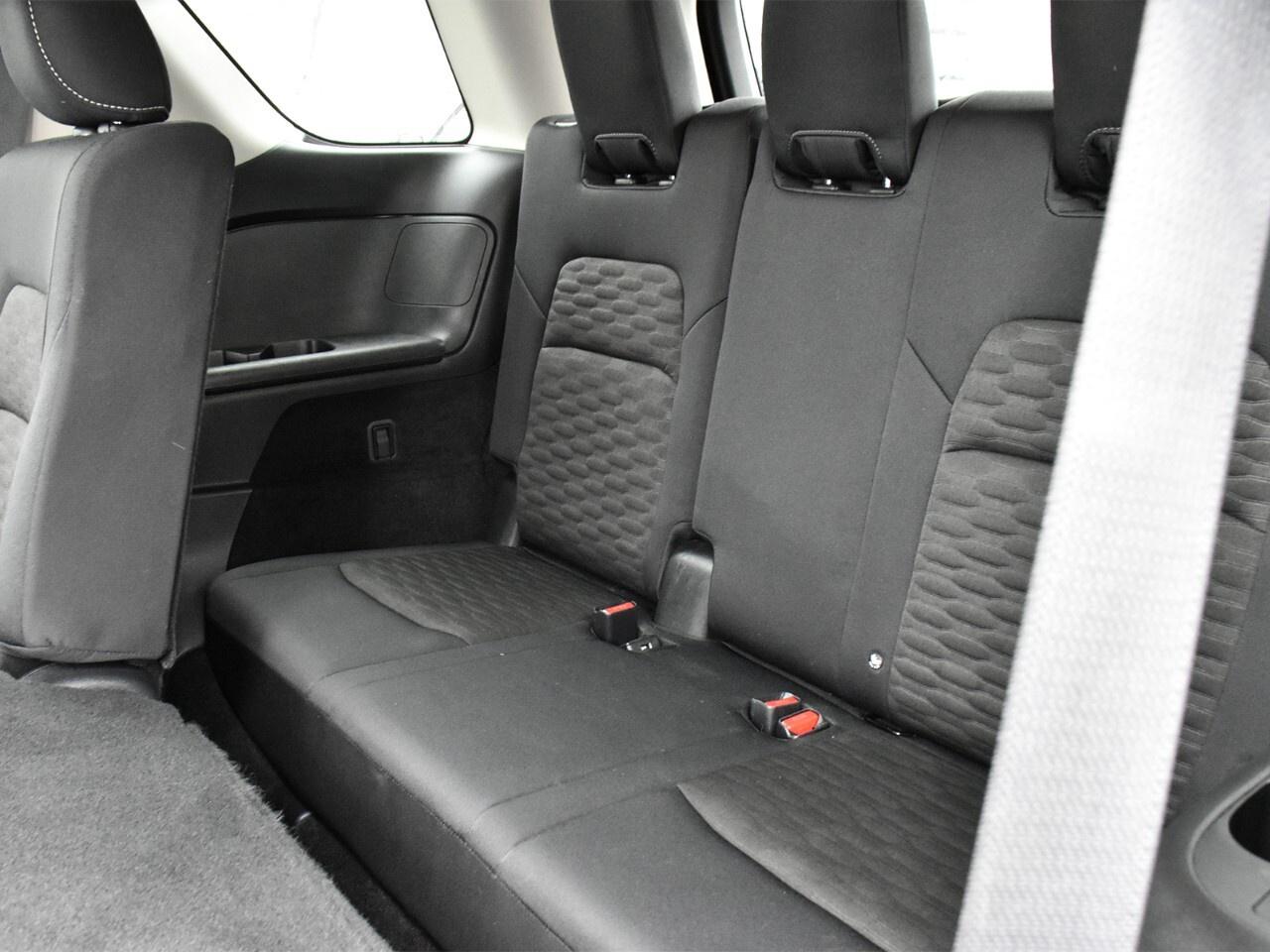 2024 Nissan Pathfinder SV, 8 PASSENGER,  POWER TAILGATE, APPLE CARPLAY Photo