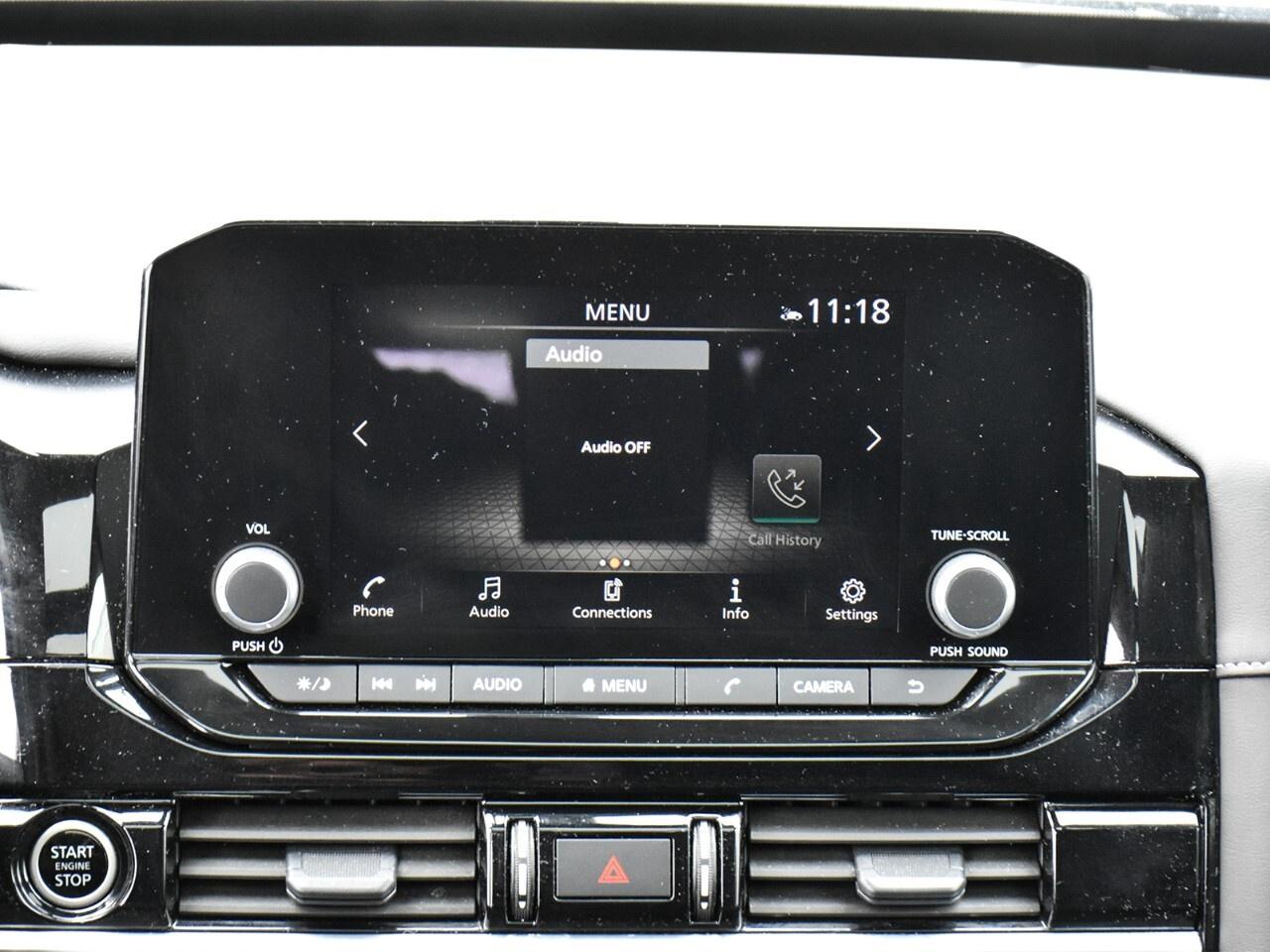 2024 Nissan Pathfinder SV, 8 PASSENGER,  POWER TAILGATE, APPLE CARPLAY Photo