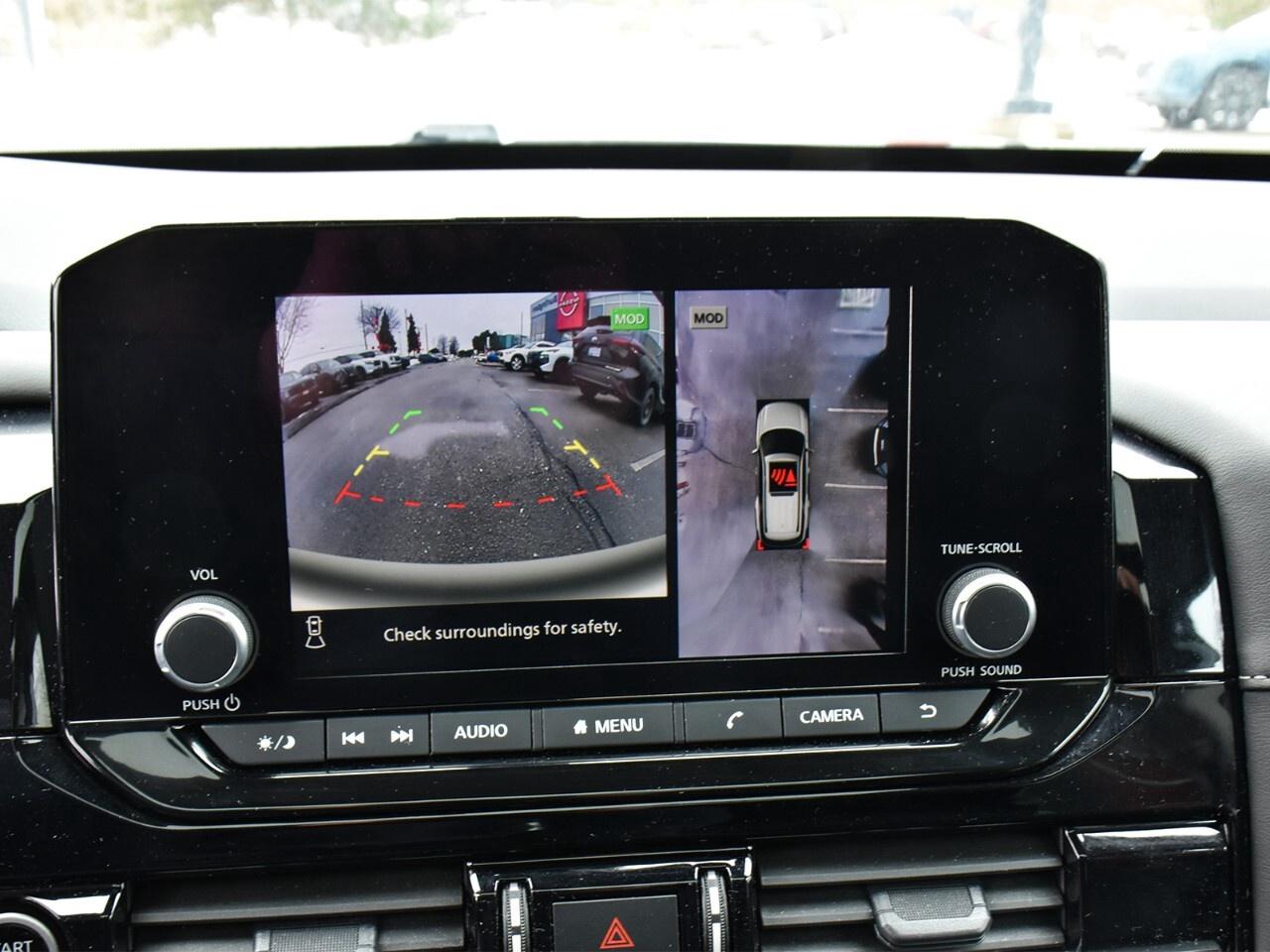 2024 Nissan Pathfinder SV, 8 PASSENGER,  POWER TAILGATE, APPLE CARPLAY Photo