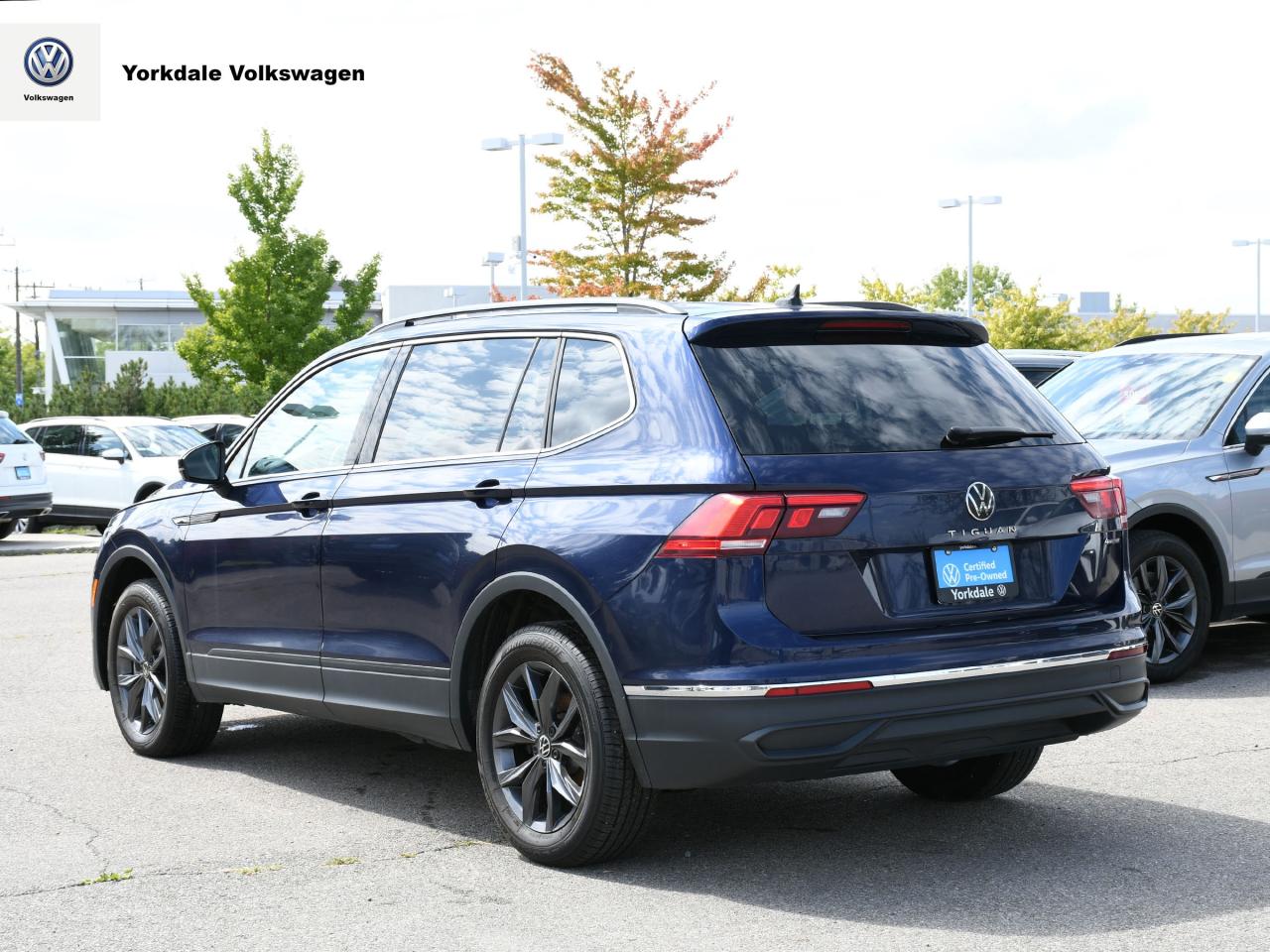 2024 Volkswagen Tiguan 4Motion "Year End Sale" Photo