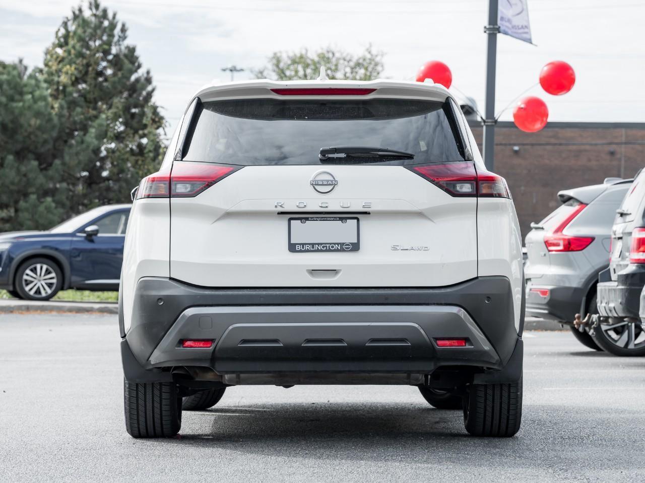 2023 Nissan Rogue SL Photo