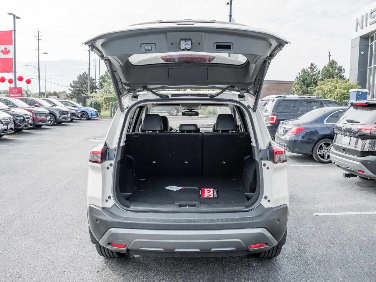 2023 Nissan Rogue SL Photo