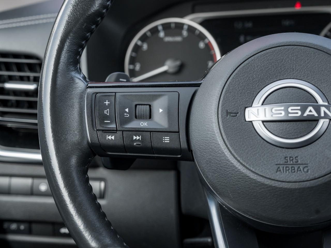 2023 Nissan Rogue SL Photo