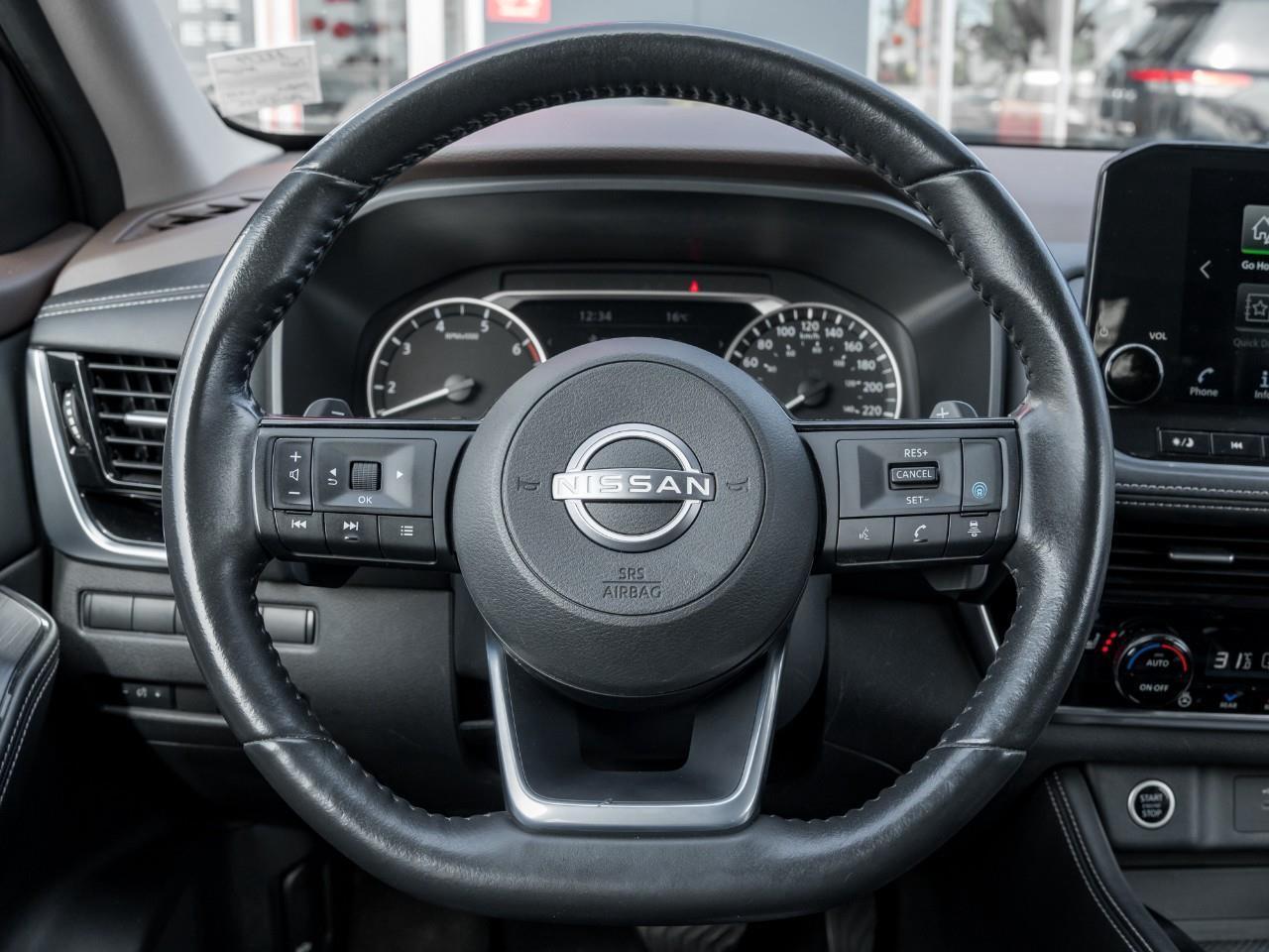 2023 Nissan Rogue SL Photo