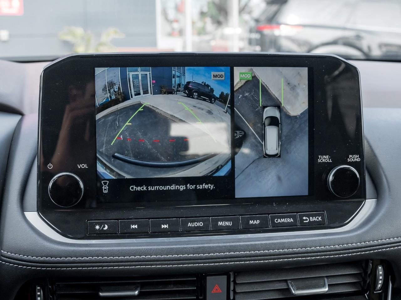 2023 Nissan Rogue SL Photo