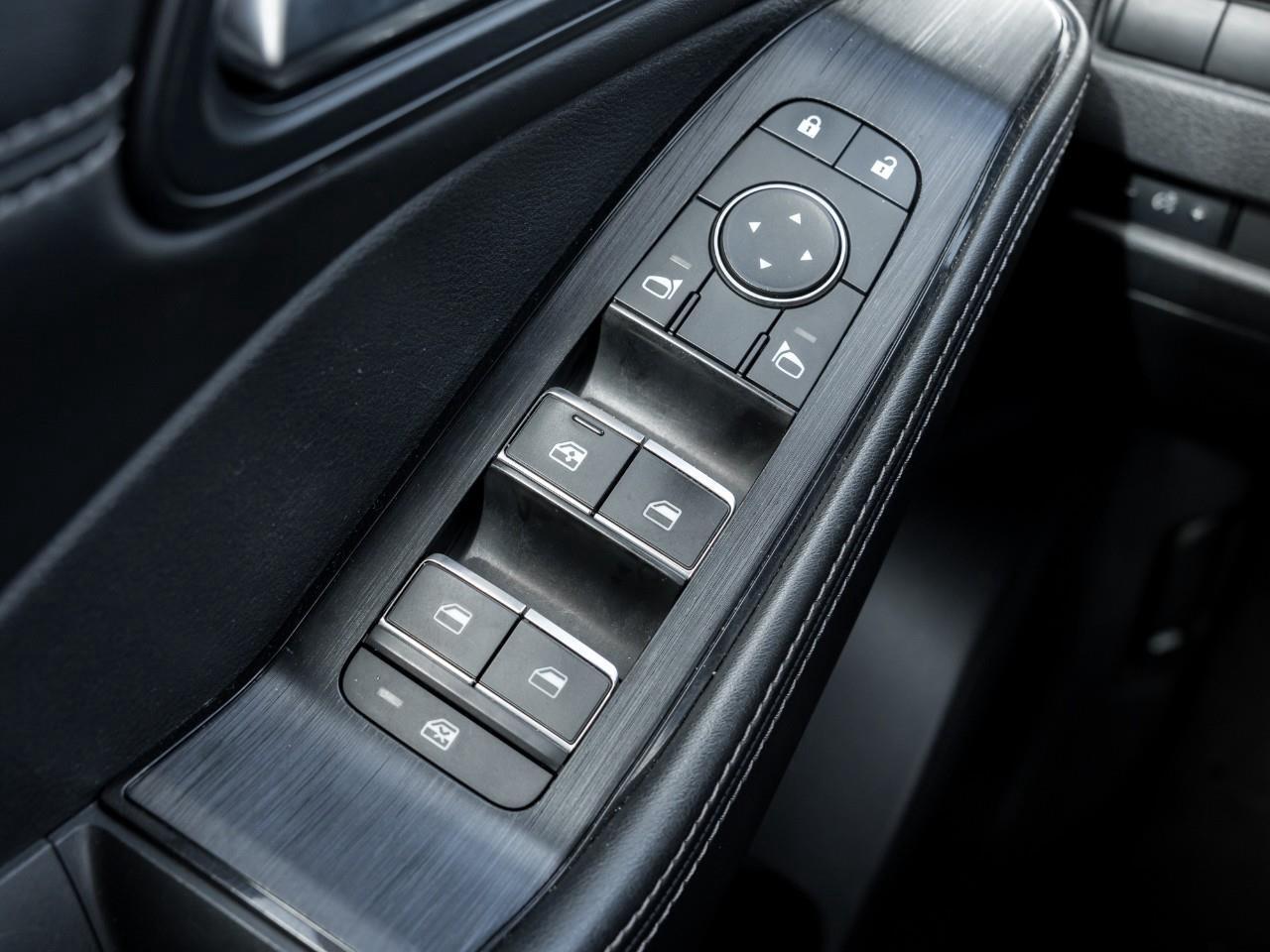 2023 Nissan Rogue SL Photo