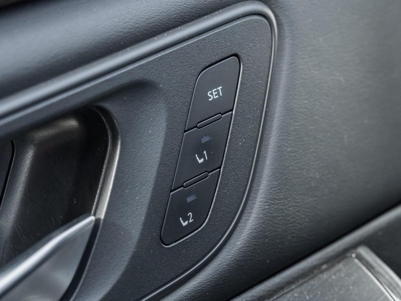 2023 Nissan Rogue SL Photo