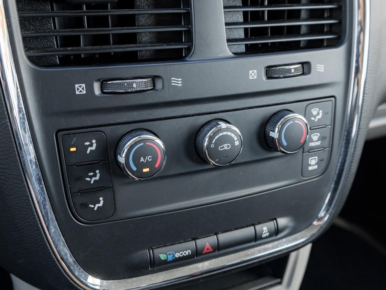 2018 Dodge Grand Caravan CVP/SXT Photo