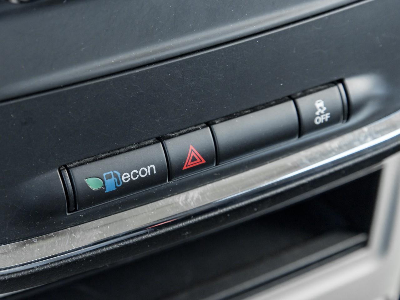 2018 Dodge Grand Caravan CVP/SXT Photo