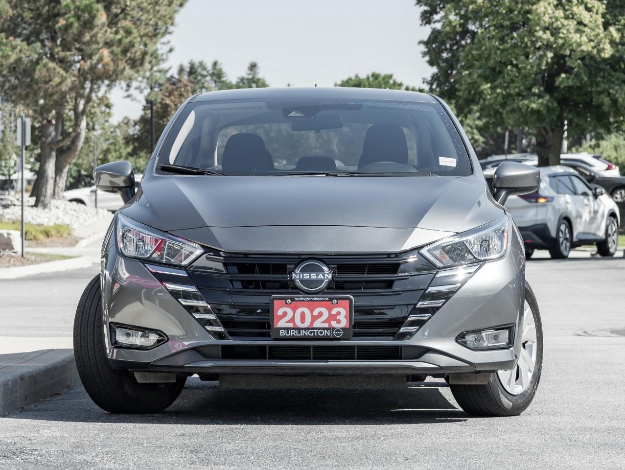 2023 Nissan Versa S Photo