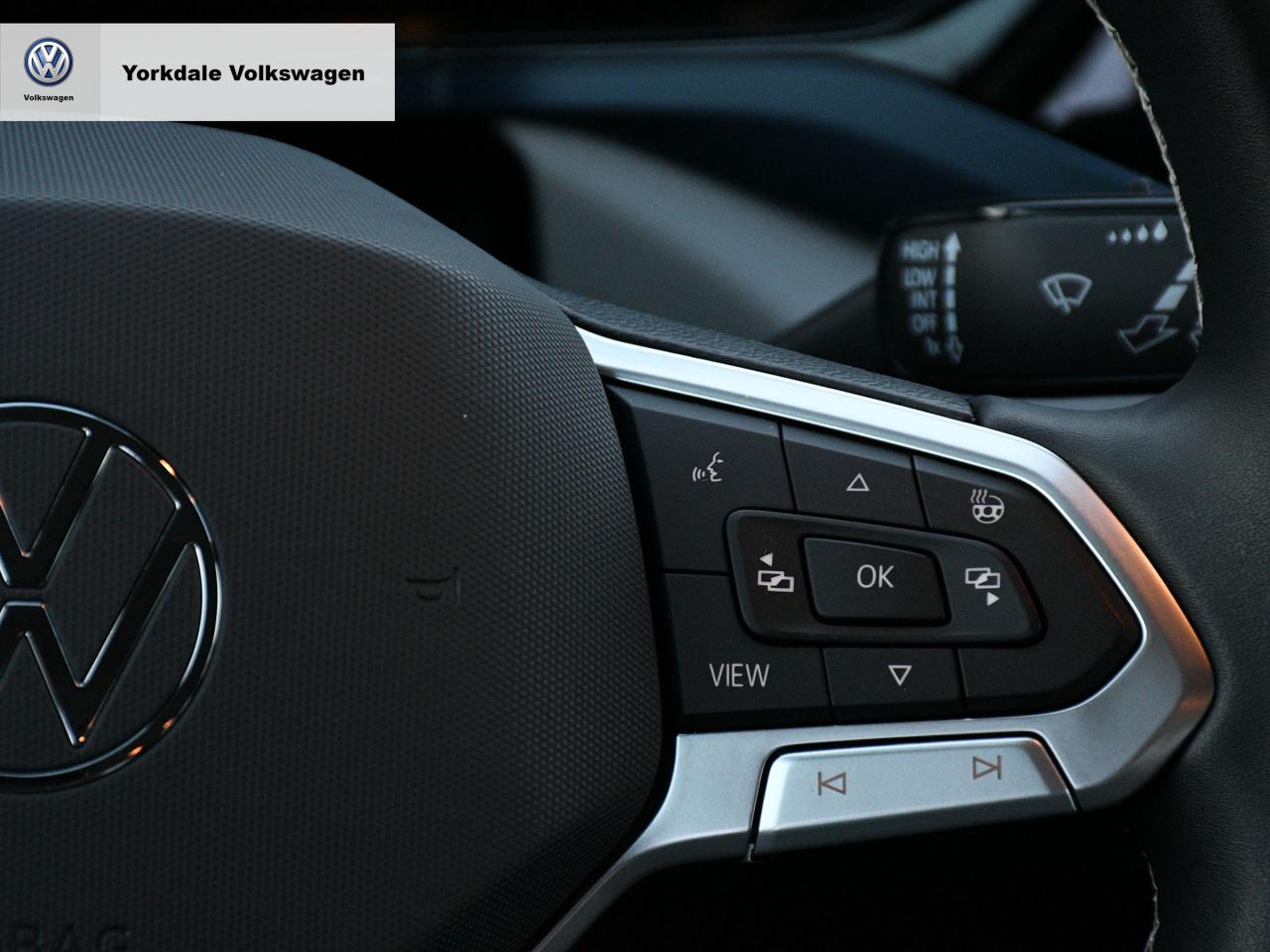 2023 Volkswagen Taos  Photo