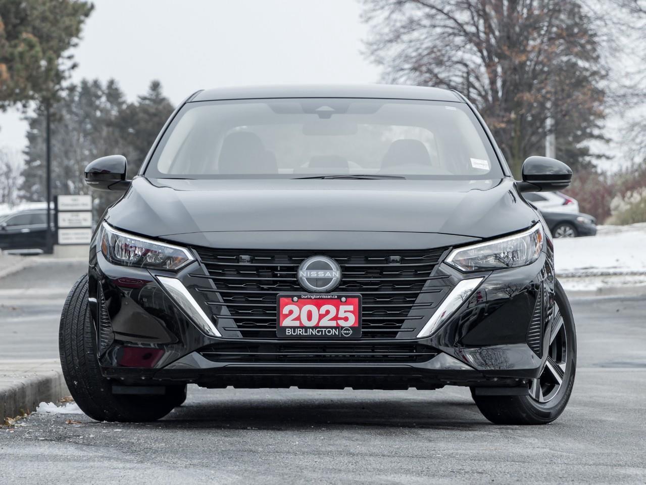 2025 Nissan Sentra SV Photo