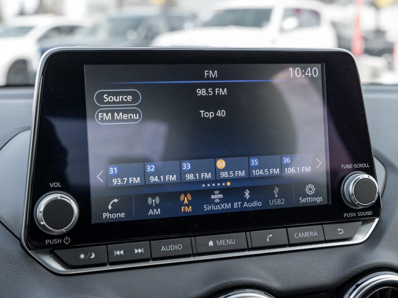 2025 Nissan Sentra SV Photo